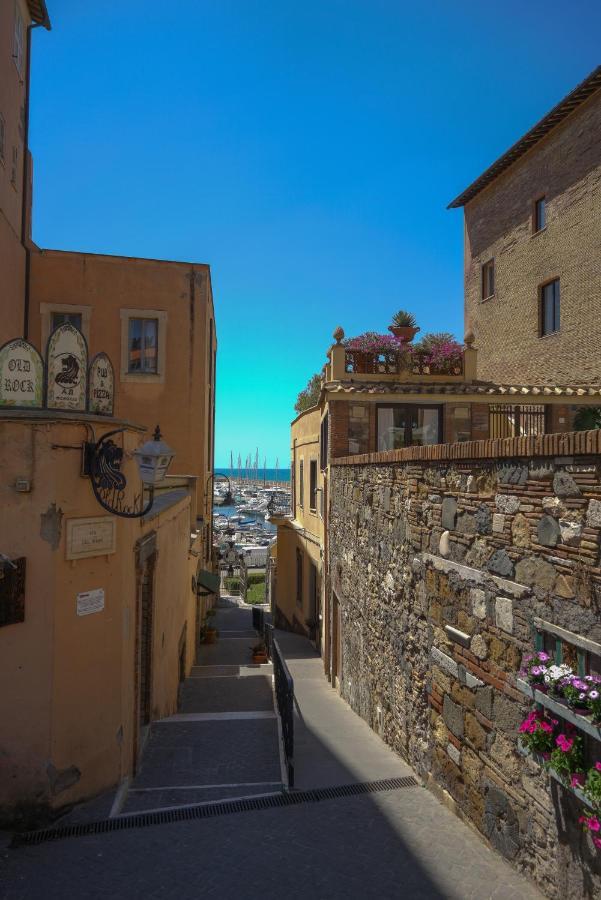 Вилла La Casa Del Baluardo Nettuno Giubileo 2025 Экстерьер фото